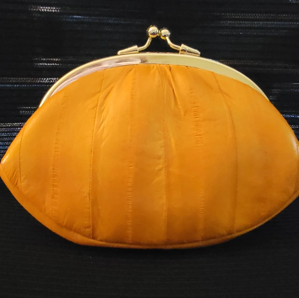 Like New- Vintage Genuine Eel Skin Double Kiss Lock Small Clutch - Picture 1 of 8